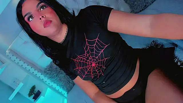 Maia_Hotts live