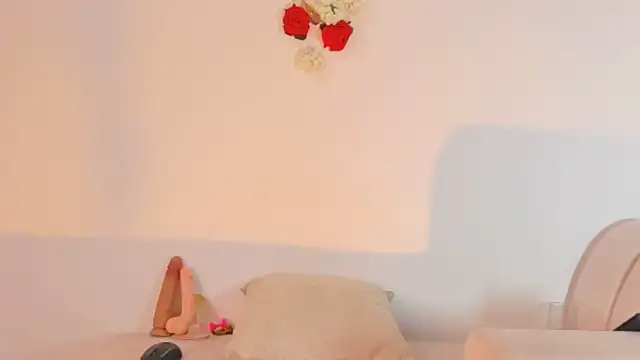 thamaraa_ live