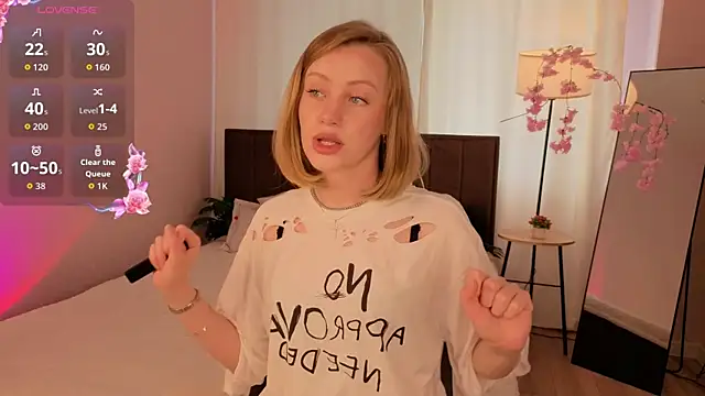 EvaHamilton live