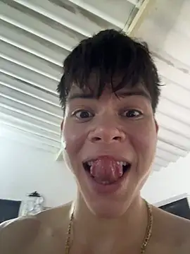 Handsome_boys69 live