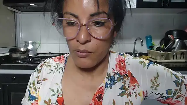 kateleyagrey live