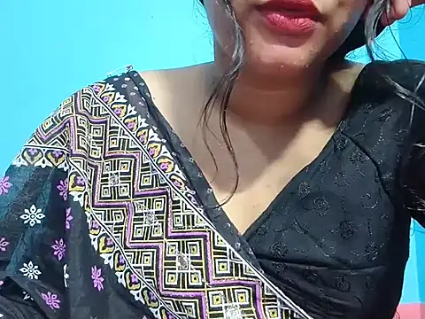 Adhiti_1 live