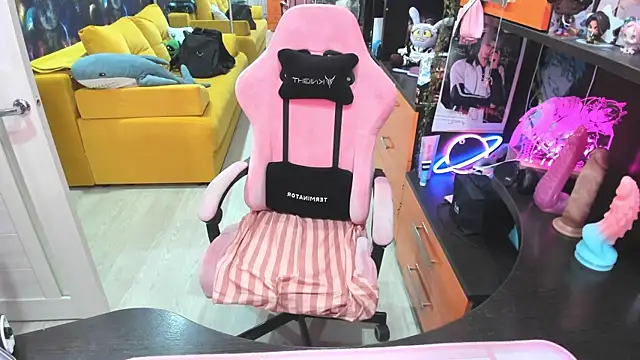 Softie_Sofy live