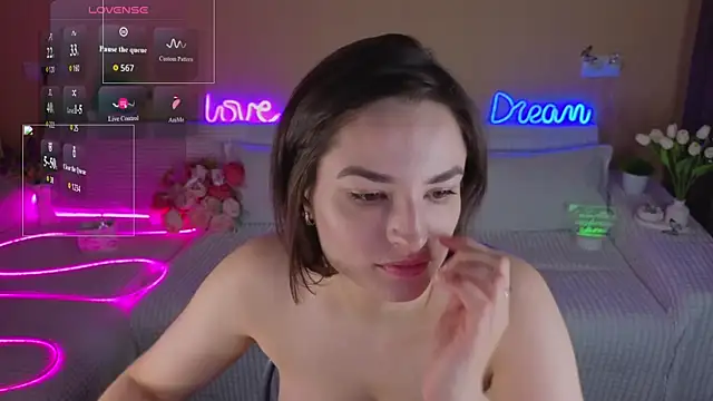 Camilla__one__ live