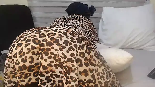 Foxybrownxx1 live