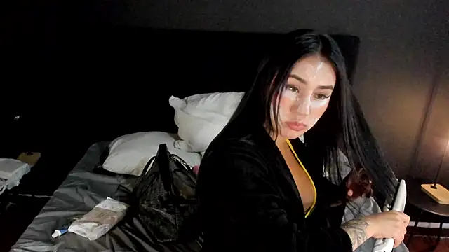 Vaelina_ live