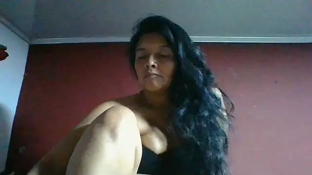 DianaOchoa_ live