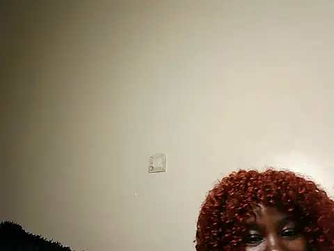 fineebonyroses live