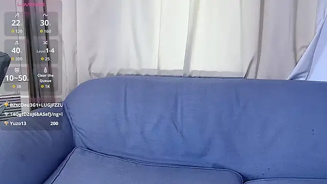 Tavie1744 live