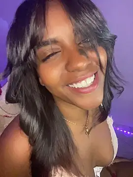 Emilly_Mayfair live