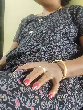 yamini1431 live