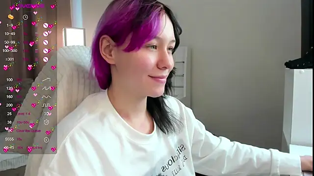 EmilyTrase live