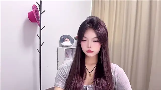 Sultry-01 live