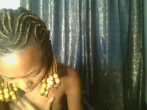 Prettyquueen live