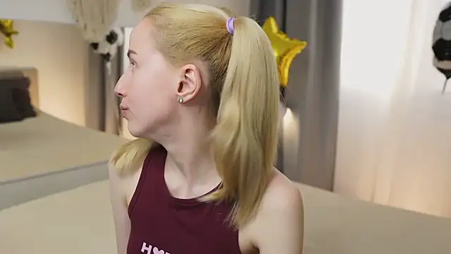 Cassie_Kelman live