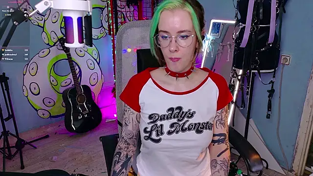 Cumpotik_Eve live