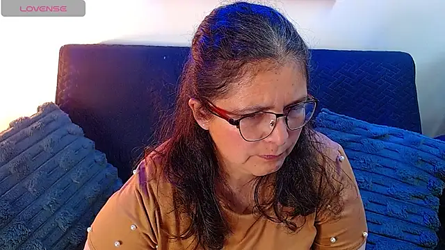 Linda_banks_ live