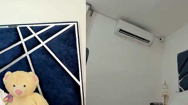EmmaEbony11 live