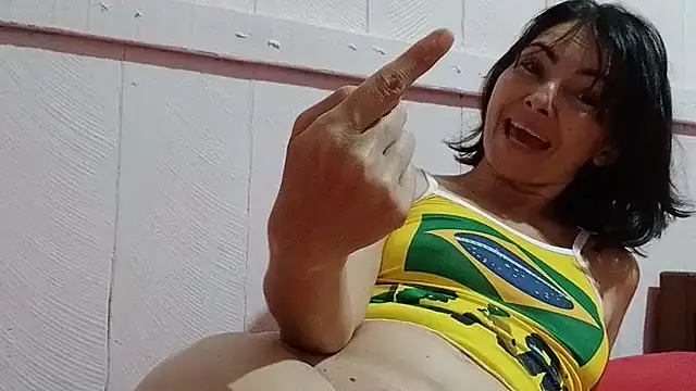 Luana_sexy42 profile