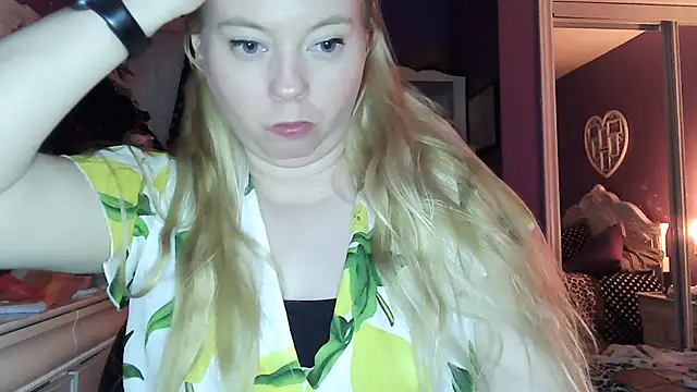 ShySweetheart live