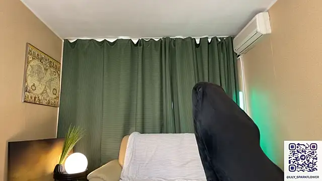 Lill_Lily live