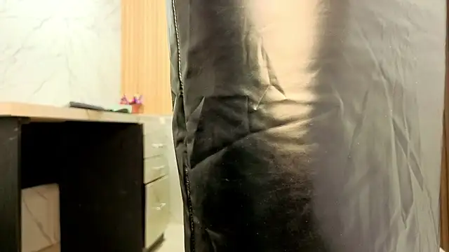 MissEscarleth live