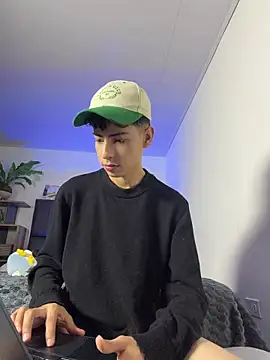 SebastianReed_ live