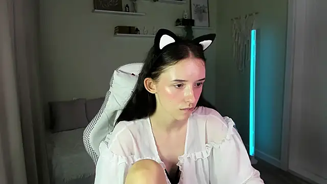 AnnaOddy live