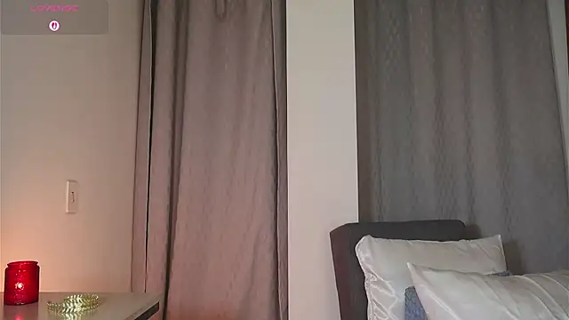 Mia_sweet80 live