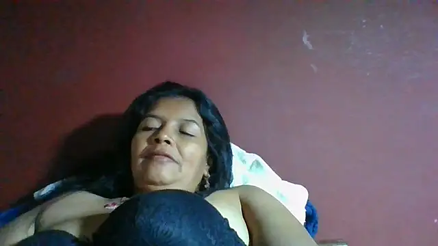 DianaOchoa_ live