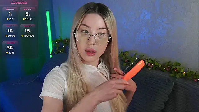 LindaThackerr live