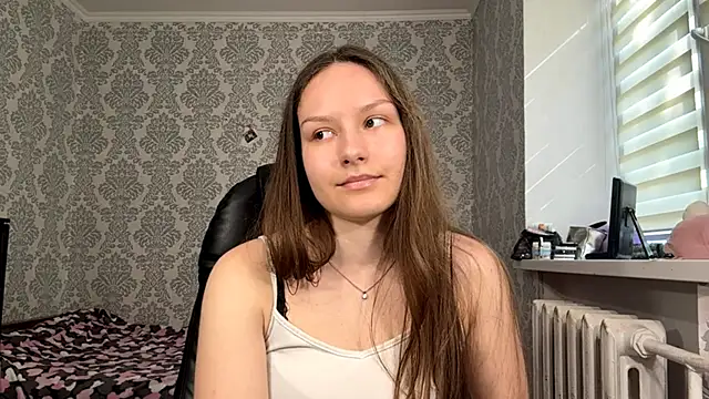 ShaylaChong live