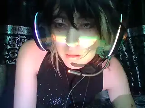 kittenpasive30 live
