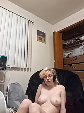 Little_Miss_Needy live