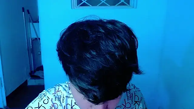 Im_Milan_Rs live