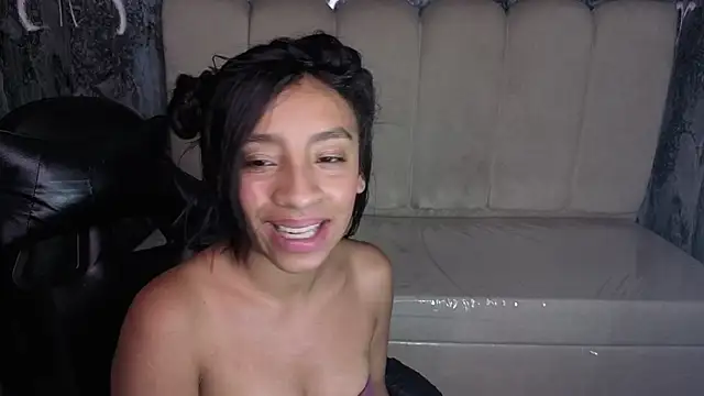 Adarasuri_v live