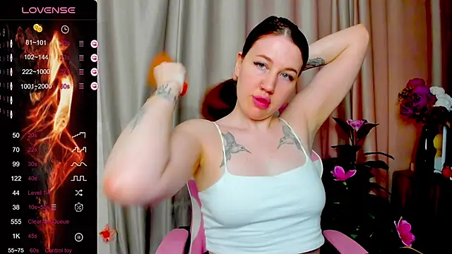 Arya_Curves live