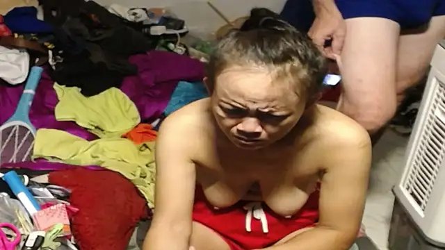 1CuteAndSexy69 live