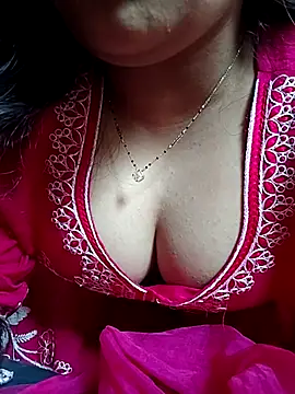 Hottypuja live