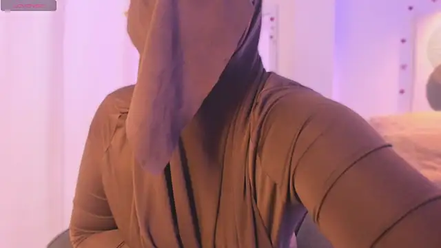 Aminaa_Kaarim live