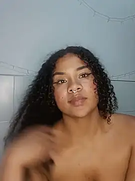 BrianaSweetxxx live
