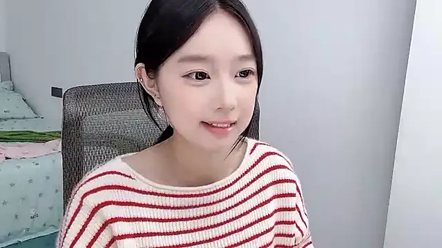 Yoyo33355 live