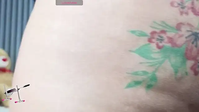 Marianabigass live