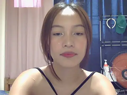 Sweetfreya_69 live
