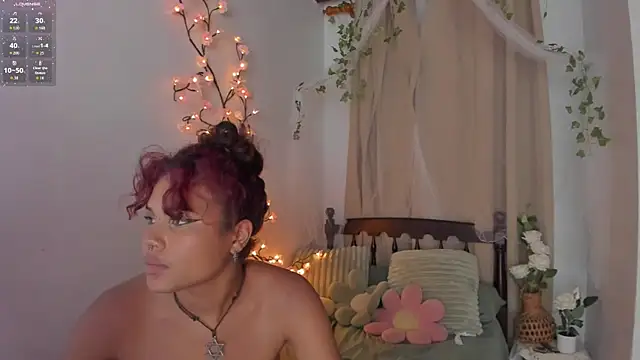 XTinaTeaseX live
