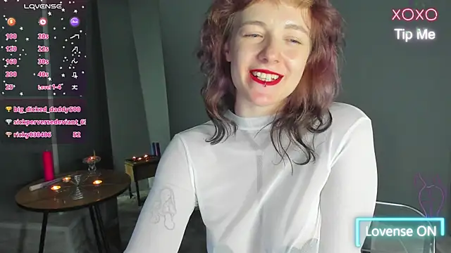 Ricki_Bloom live