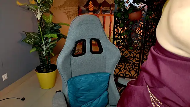 JasmineMilko live