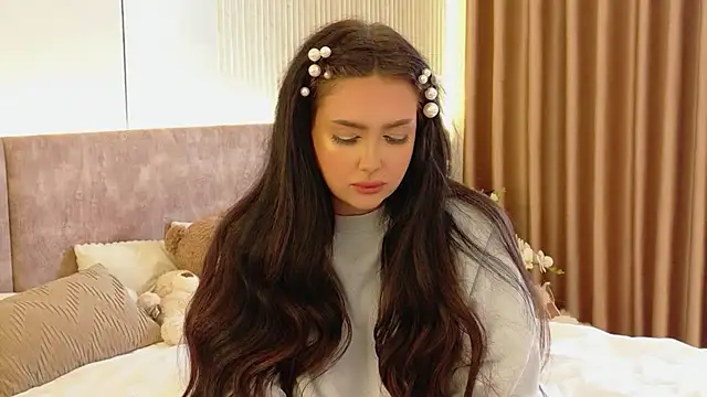 UR_MADDY_ONLINE live