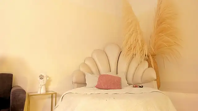 JazminRusso_ live