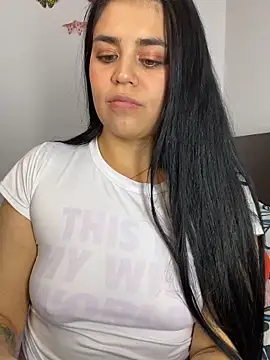 sophyy_white live